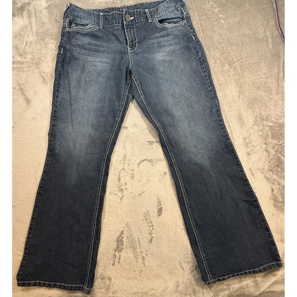 Maurices Bootcut Jeans Women's Size 15/16‎ Regular Stretch Medium Wash